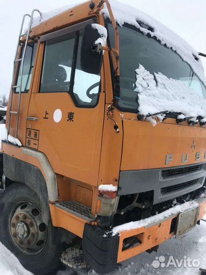 Кабина Mitsubishi Fuso