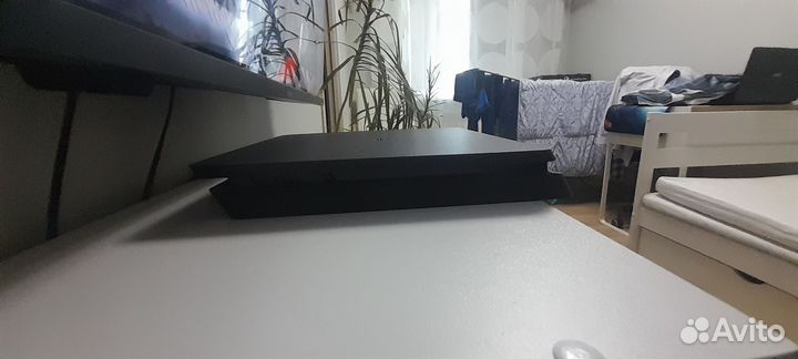 Игровая приставка ps4
