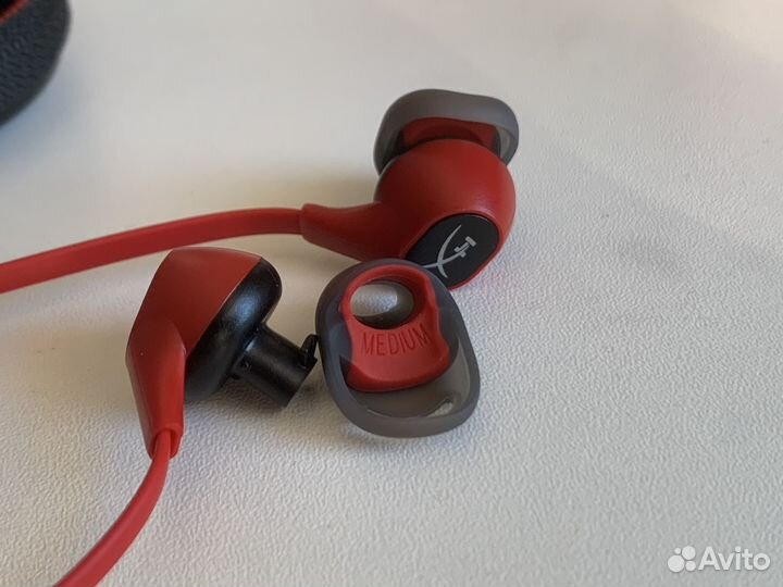 Проводная гарнитура HyperX cloud earbuds