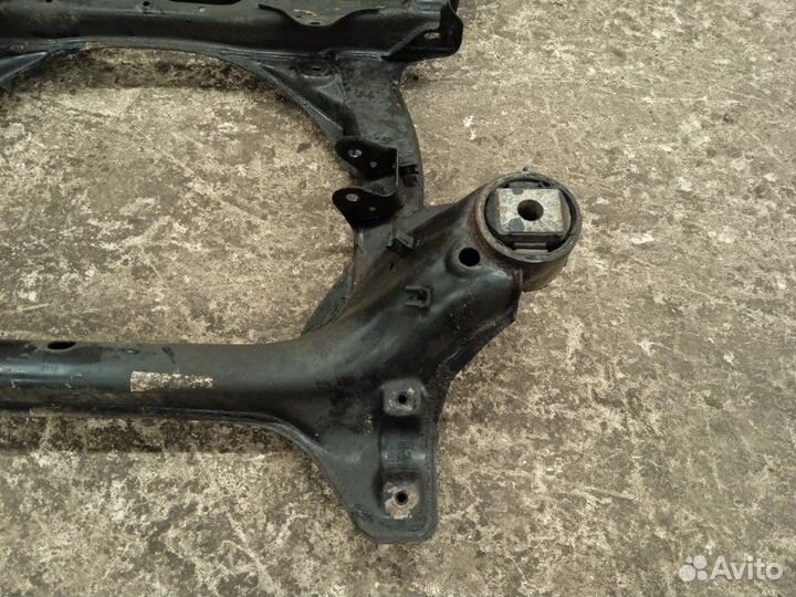 Балка подмоторная Porsche Cayenne 958 3.6 2010