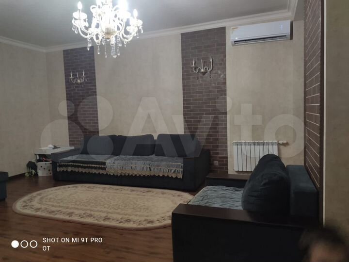 3-к. квартира, 100 м², 2/3 эт.
