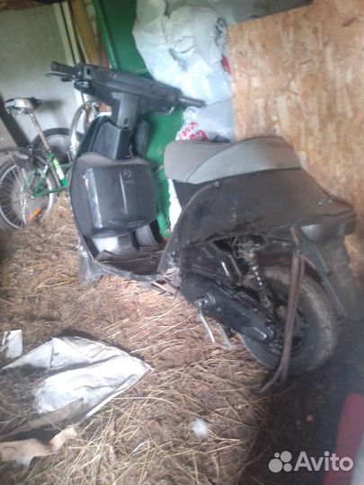 Скутер Yamaha mint