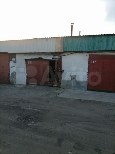 Гараж, > 30 м²