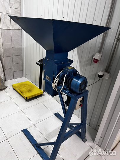 Дробилка для зерна бу