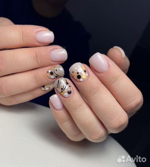 Комбинированный маникюр с покрытием