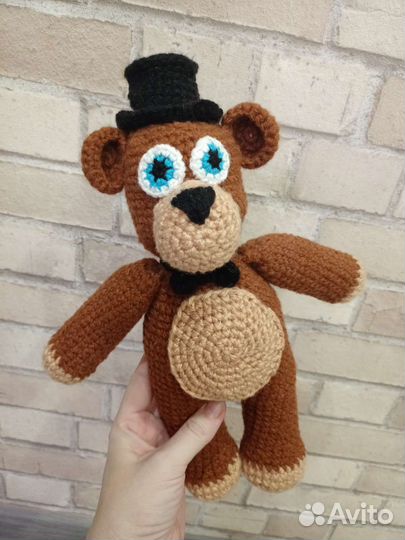 Игрушка мишка Фредди