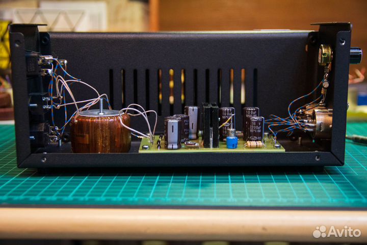 AEG U47 студийный ламповый микрофон