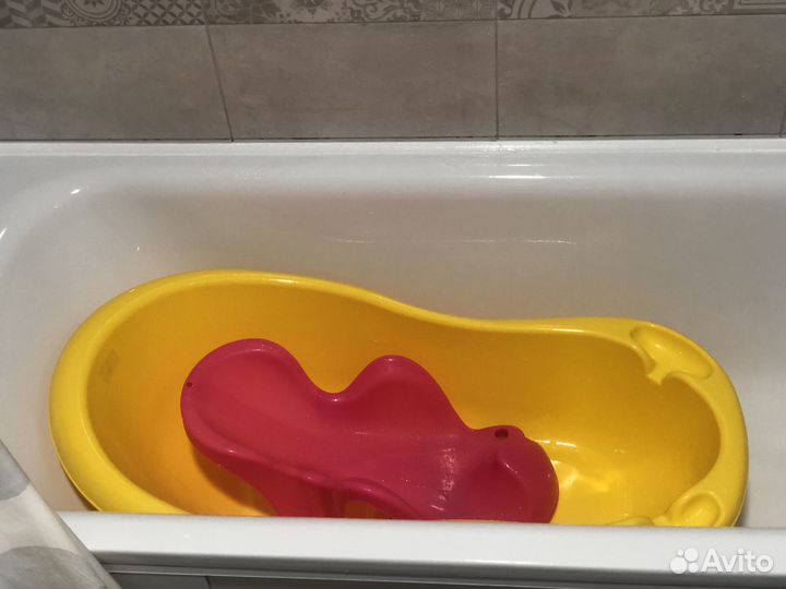 Ванночка для купания с горкой