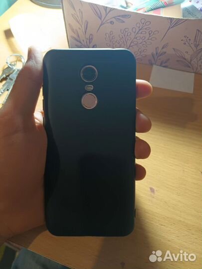 Телефон Redmi 5 plus