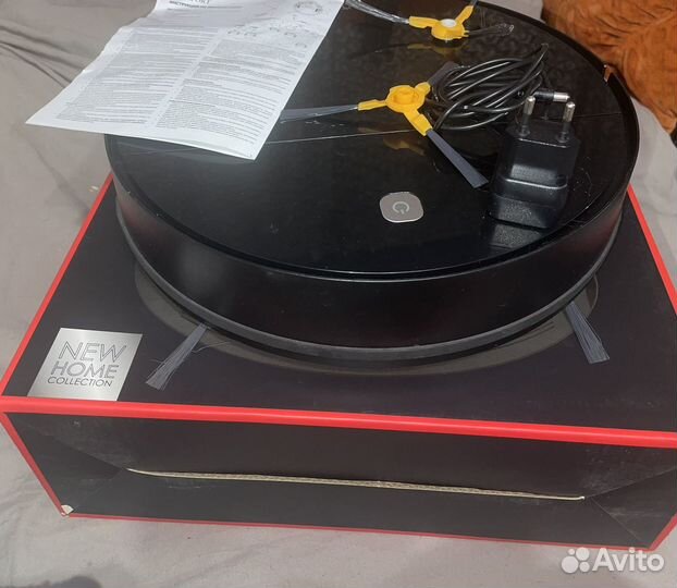 Робот пылесос royal