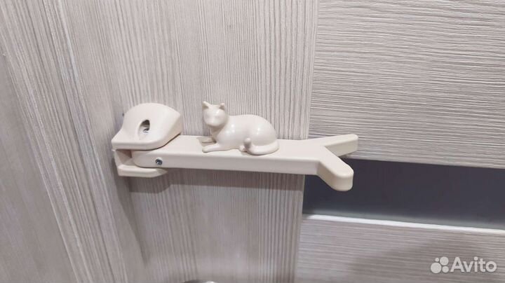 Кошка, Фиксатор,стопер для двери в туалет