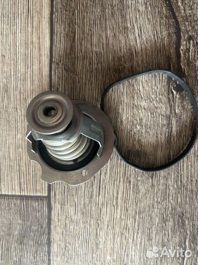 Корпус термостата в сборе на Форд мондео 4