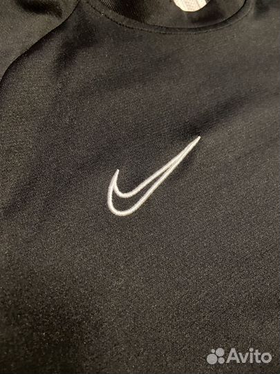 Футболка Nike Dri-Fit