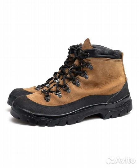 Bates combat hiker 42