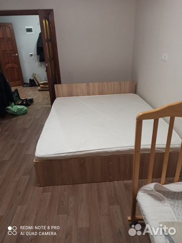 Кровать с матрасом