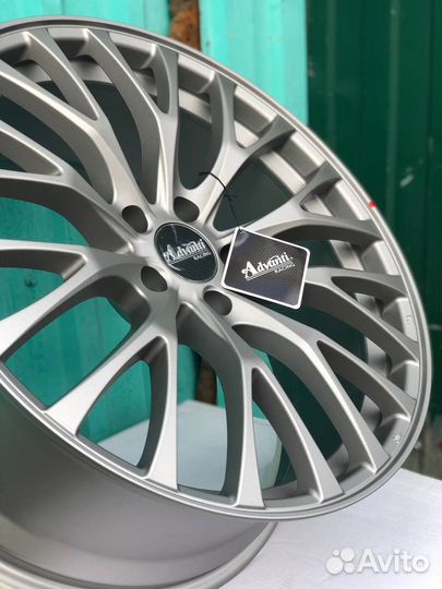 Оригинальные диски Advanti R18 на Audi A4 Skoda