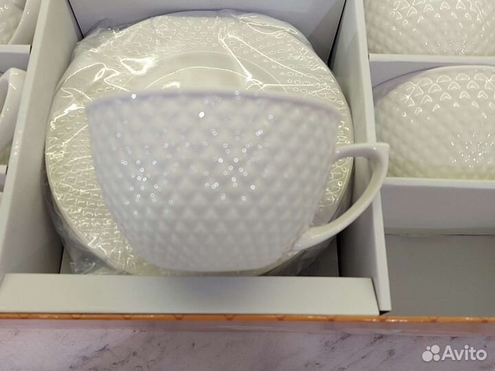 Сервиз чайный 12 предметов новый фарфоровый