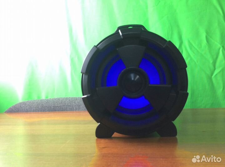 Портативная колонка. Мощный бас