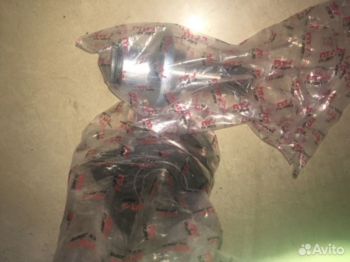 Привод передний правый Volkswagen Transporter T4