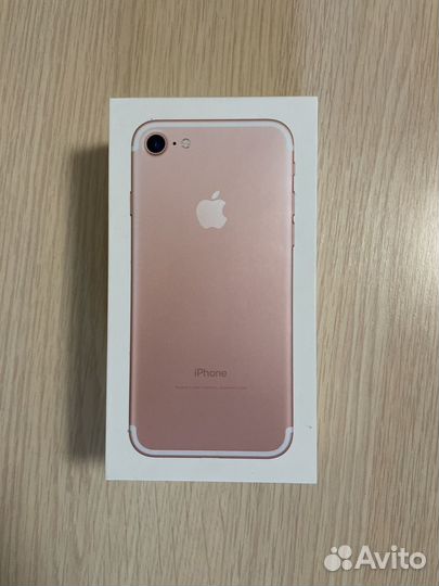Коробки от iPhone 5s, 7