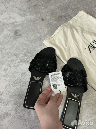 Кожаные сандалии Zara 2025 (39 размер )