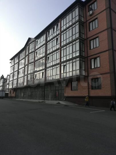 2-к. квартира, 81 м², 4/5 эт.