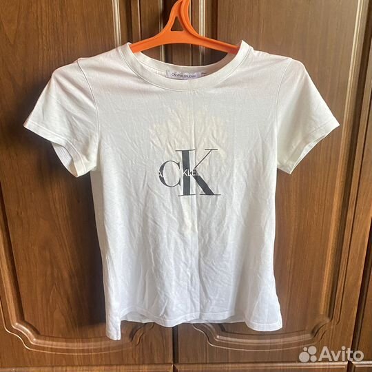 Футболка женская calvin klein