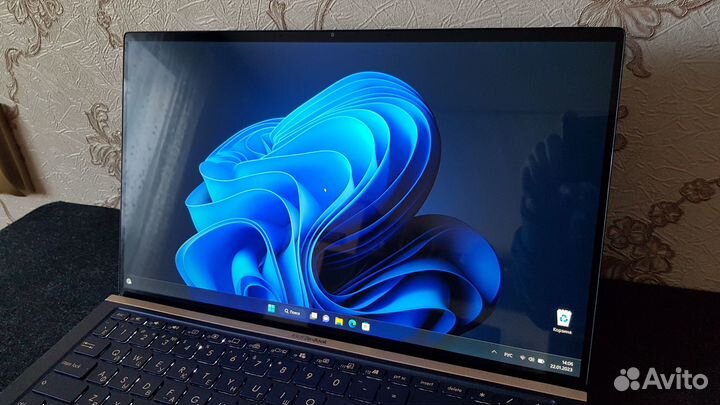 Ноутбук Asus 534F