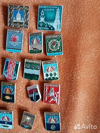 Продам значки СССР