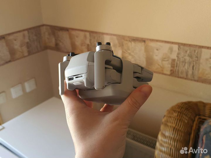 Квадрокоптер DJI Mini 2