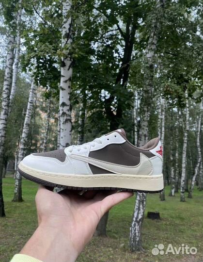 Travis Scott Air Jordan 1