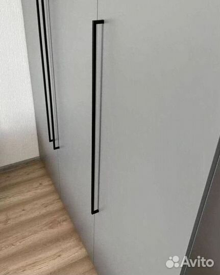 Распашной шкаф на заказ