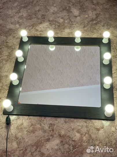 Зеркало гримёрное