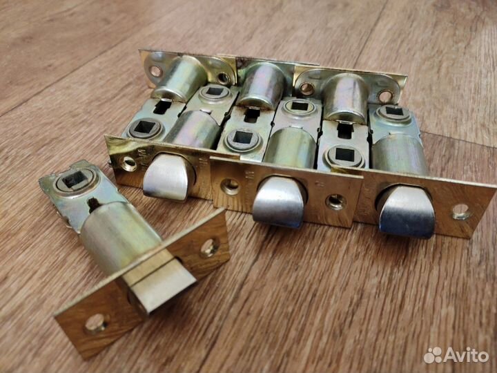 Замок дверной межкомнатный