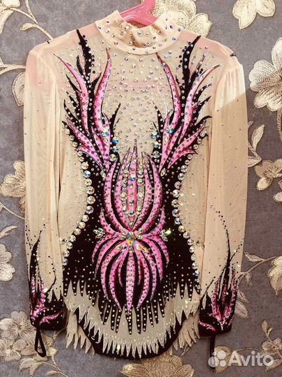 Купальник для художественной гимнастики