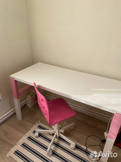 Письменный стол для школьника IKEA