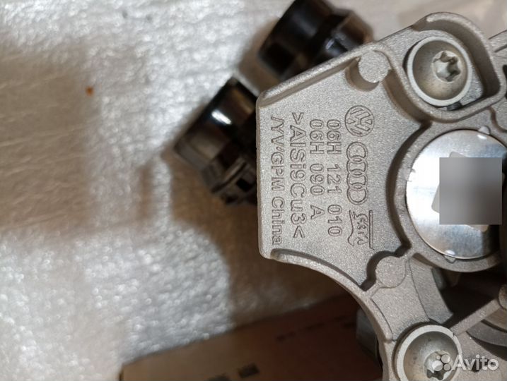 Помпа volkswagen skoda seat 1.8