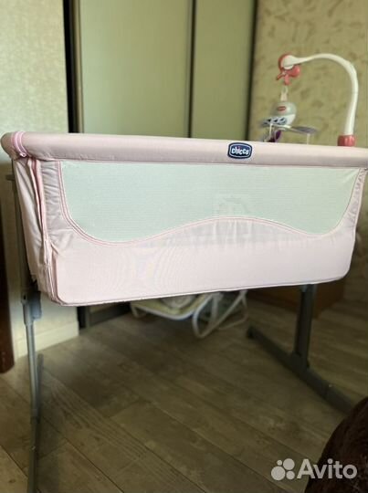 Приставная кроватка chicco next2me