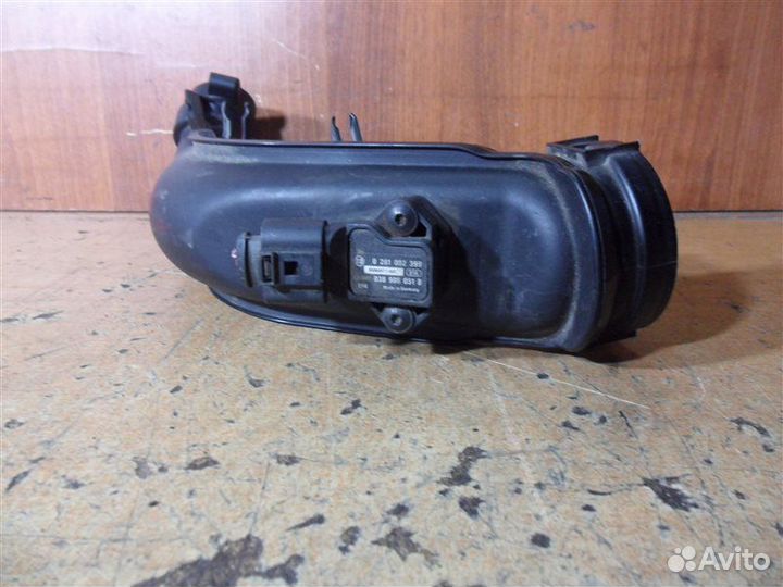 Патрубок воздушный 03C145673H Audi A1 8X 8X1/8XA