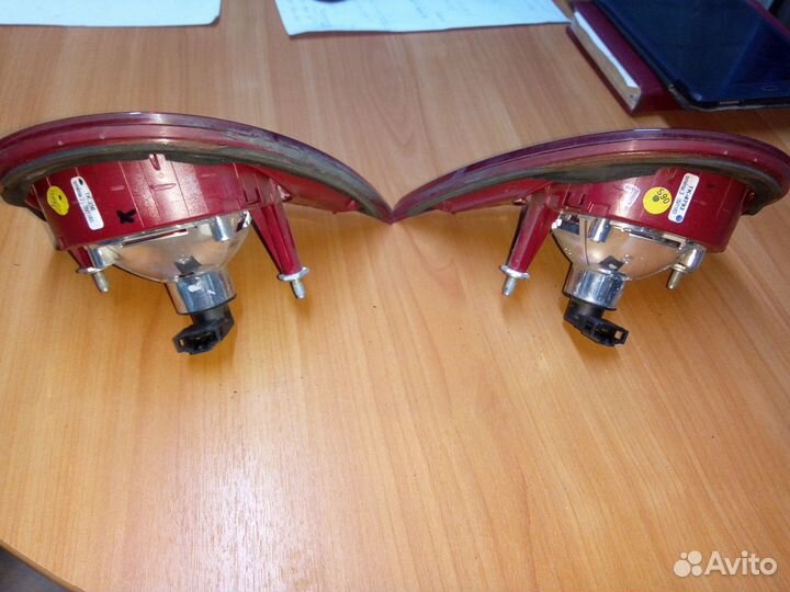 Фонари задние внутренние RHD VW golf V