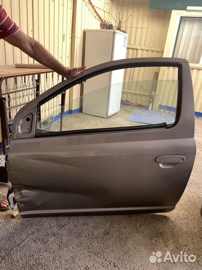 Дверь на toyota vitz rs двухдверная