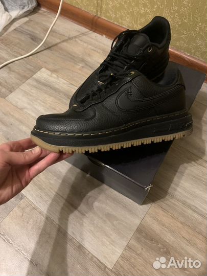 Мужские зимние кроссовки Nike Air Force 1 Luxe