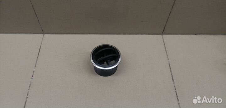 Дефлектор воздушный Duster 2012