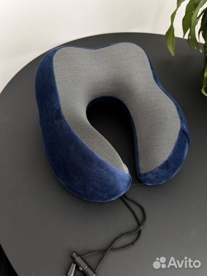 Подушка для путешествий