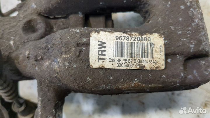 Суппорт правый задний Citroen DS4, 2015