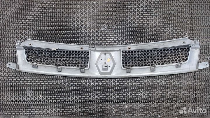 Решетка радиатора Renault Master, 2006