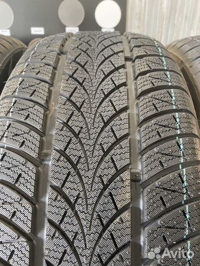 Triangle WinterX TW401 215/60 R17 100V