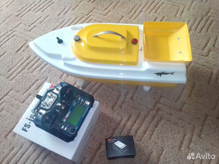 Кораблик с автопилотом