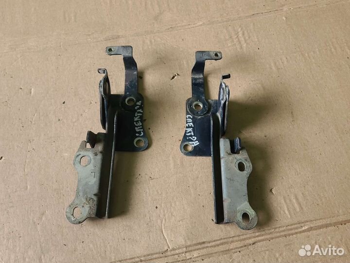 Петля капота правая (левая) Kia Spectra LD S6D