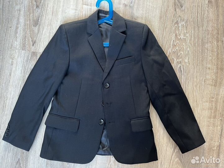 Пиждак и жилетка размер 30 (116-134) в школу